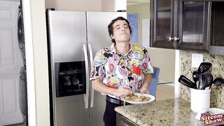 2019-05-03-73098-that-70s-ho-fez-in-the-middle-s2e12_960