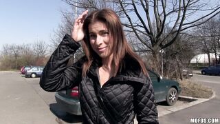 2016-05-13-3029051-euro-blonde-licks-the-tip_720