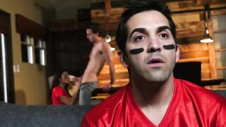 2017-02-04-3070731-snack-attack_720