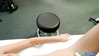 2014-02-27-4086791-slender-squirting-blonde-wants-breast-implant-advice_720