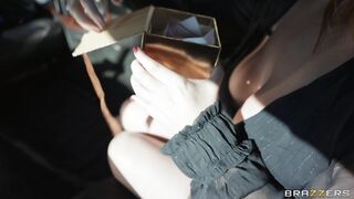 2023-03-21-8614321-naughty-sugar-baby_720