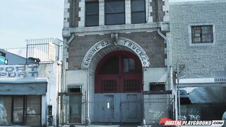 2014-06-08-4133861-body-heat-scene-4_720