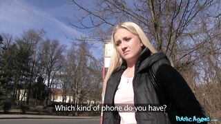 2014-02-28-4071601-anezka-and-cayla_720