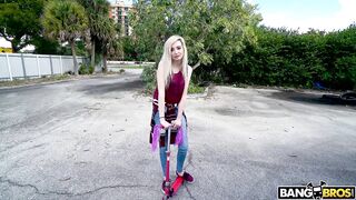 2018-01-31-8965591-horny-19-year-old-hops-on-the-bus_720