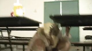 2008-11-18-3830931-food-fight_480