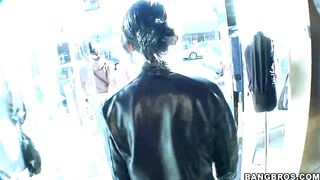 2009-03-20-9104381-fuck-team-melrose-in-stands-near-you_720