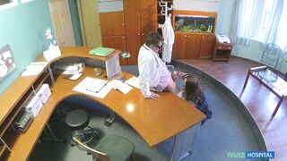 2014-04-17-4086981-doctor-gives-his-new-receptionist-a-full-body-fucking_720
