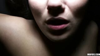 2016-03-14-3032271-hot-euro-chick-with-big-tits_720