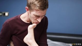 2023-04-29-8703601-fucking-for-h-is-wifes-sake_720