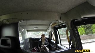 2014-09-25-4072101-her-man-loves-to-watch-her-porn-vid_720