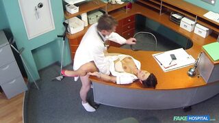 2014-06-05-4086211-busty-ex-porn-star-uses-her-amazing-body-to-pass-job-interview_720