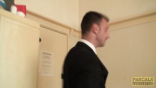 2014-10-23-honesty-calliaro-wheres-your-bra_med