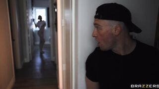 2023-03-12-8578631-lured-in-by-lexi_720