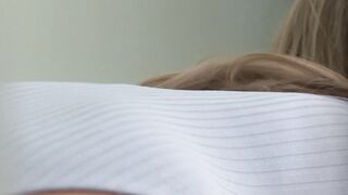 2016-07-30-4227041-lesbian-voyeur-eating-pussy_720