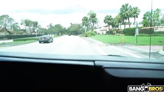 2017-09-20-9153591-surviving-the-hurricane-one-ride-at-a-time_720