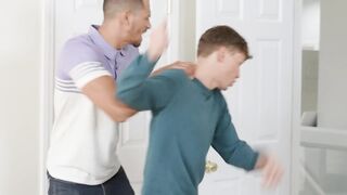 2023-01-21-8437291-sneaky-roommate-loves-to-dom_720