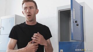 2023-01-13-8316801-pussy-pounder_720