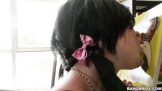 2017-05-25-9156061-story-time_720