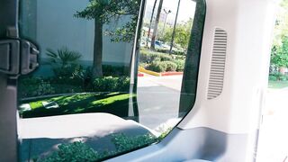 2025-09-12-11352811-exploring-autumn_720