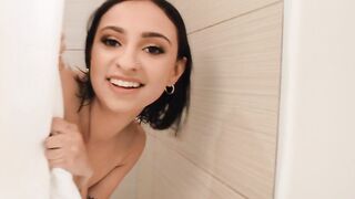 2022-12-03-8317731-double-timing-with-big-naturals_720