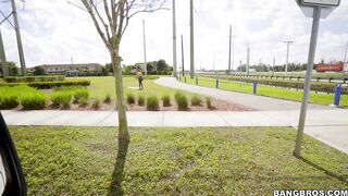 2017-03-01-9158001-yoga-hoser-hops-on-the-bus_720