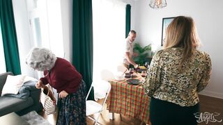 2025-11-21-11437785-its-giving-no-thanks_720