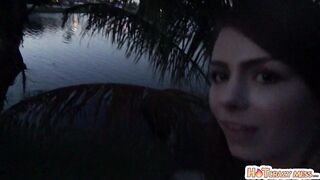 2018-10-22-63594-seducing-moms-man-s1e5_960