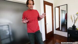 2016-12-29-9159291-ashley-adams-first-anal-experience_720