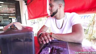 2016-12-12-8975151-worthshiping-cristal-caraballo-enormous-ass_720