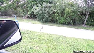 2016-11-02-9160541-giant-black-booty-rides-the-bus_720