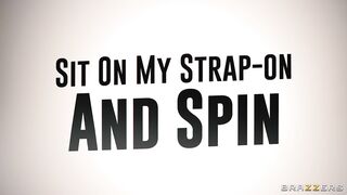 2022-08-17-7940631-sit-on-my-strap-on-and-spin_720