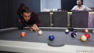 2022-08-08-4659061-the-money-shot_720