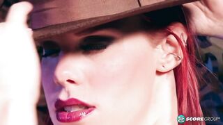 2026-02-17-54420-jolie-rain-54420_720