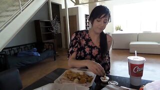 2015-06-07-treasure-barbie-bts-interview_480p