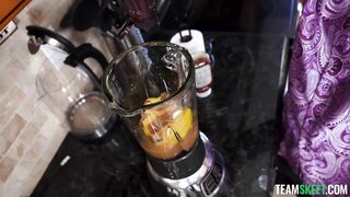 2026-03-22-31826-hannah_quinn_720