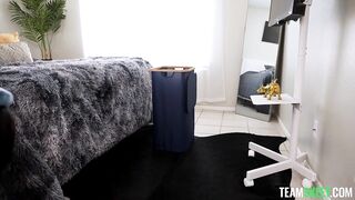 2026-03-15-31775-lola_valentine_720