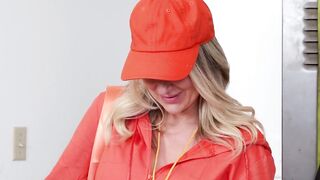 2026-01-17-31555-andi_avalon_720