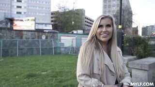 2023-02-21-26008-emily_blake_720