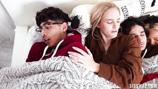 2023-01-29-21290-asia_lee_and_athena_fleurs_720