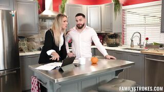 2023-01-19-21221-charley_hart_and_josie_tucker_720