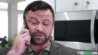 2023-01-01-31039-allie_addisons_day_off_720