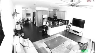 2023-01-04-21135-hottest_scenes_2022_comp_720