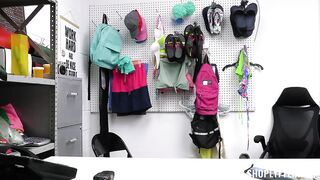 2022-12-30-21088-lindsay_lee_720