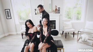 2023-01-01-31101-reagan_foxx_and_kenzie_love_720