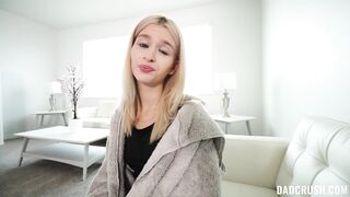 2022-12-20-20992-emma_rosie_720