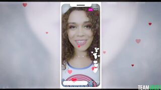 2022-12-03-20925-skyla_sun_and_willow_ryder_720