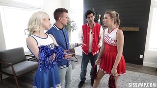 2022-11-20-20779-emma_sirus_and_scarlett_hampton_720