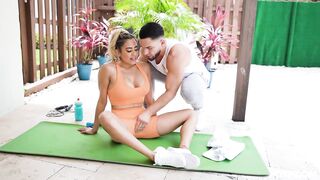 2021-08-22-28123-caitlin_bell_720