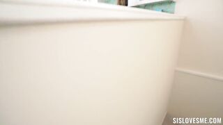 2021-07-30-17231-mia_kay_720