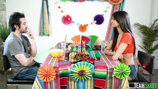 2021-05-05-16608-eliza_ibarra_720